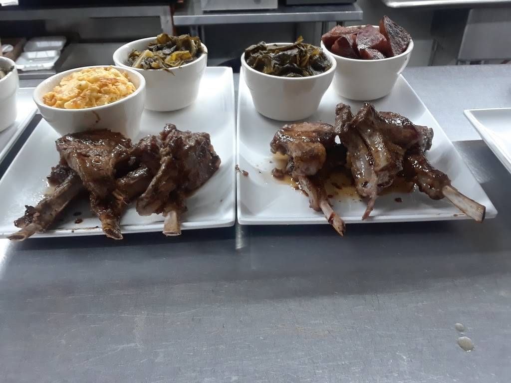 Southern Fire Restaurant | restaurant | 575 Bellevue St, Detroit, MI 48207, USA | 3134549044 OR +1 313-454-9044