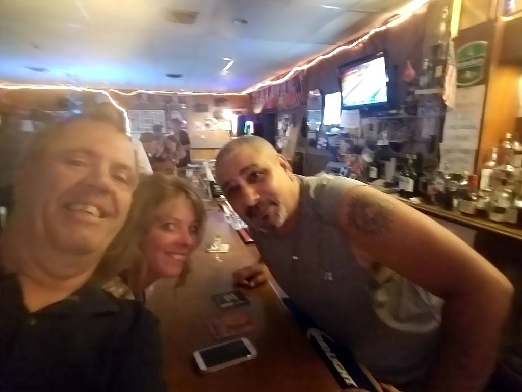 Hillside Cafe & Pub | restaurant | 20 N Spring St # 1, Ansonia, CT 06401, USA | 2037322451 OR +1 203-732-2451