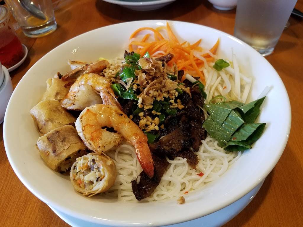Pho Hong, Vietnamese | restaurant | 285 US-1, Scarborough, ME 04074, USA | 2072198534 OR +1 207-219-8534