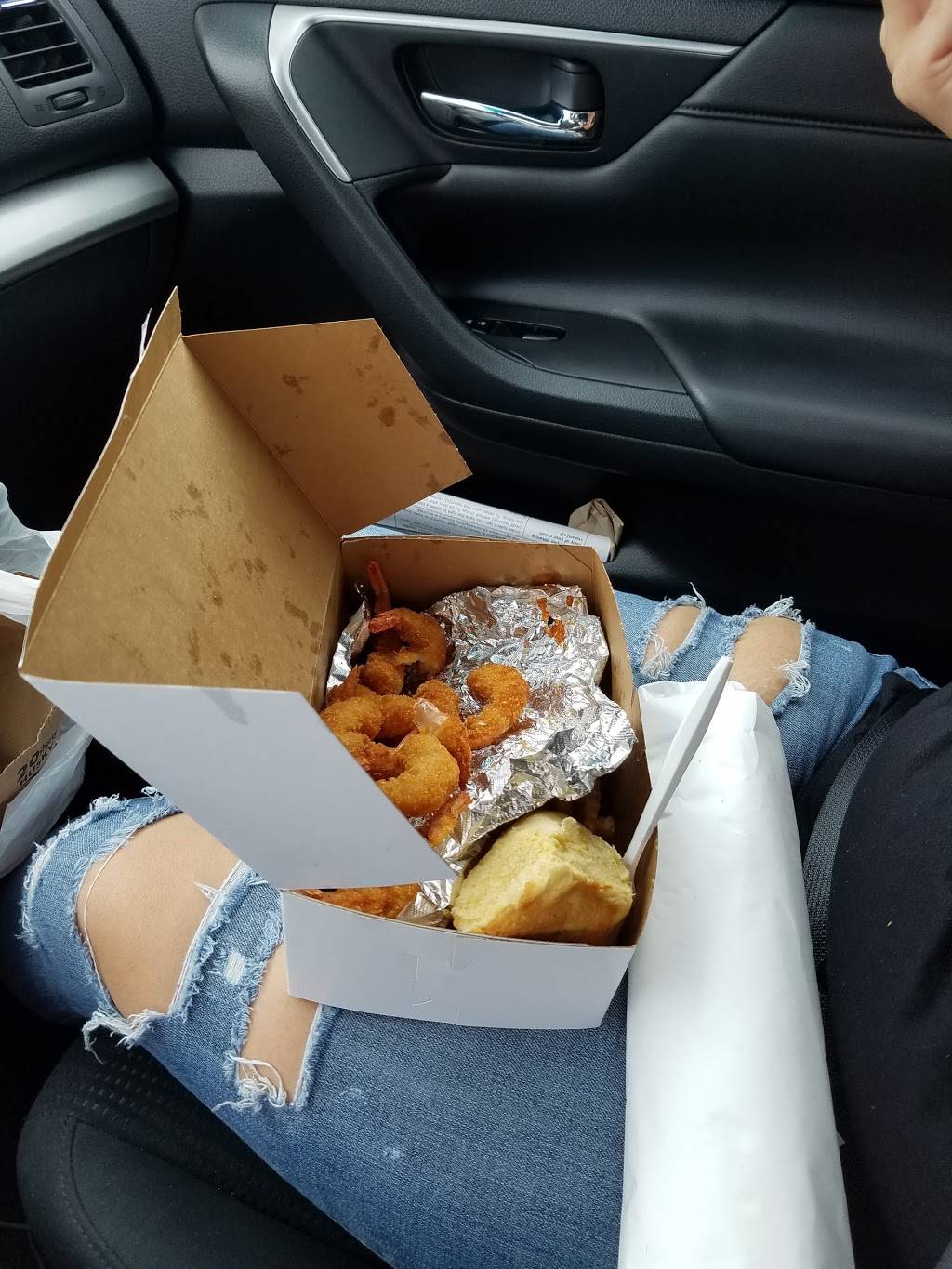 Eddies Carryout Restaurant | restaurant | 4850 Marlboro Pike, Capitol Heights, MD 20743, USA | 3017354455 OR +1 301-735-4455