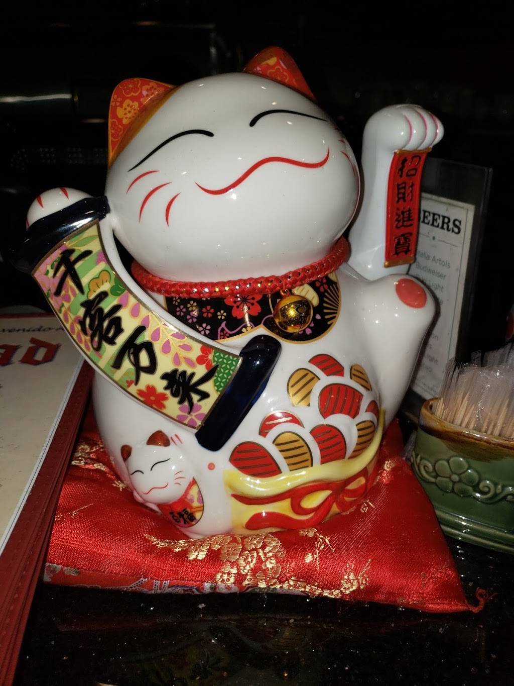 Caridad China | restaurant | 108 Graham Ave, Brooklyn, NY 11206, USA | 7183021102 OR +1 718-302-1102