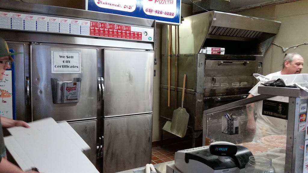 Carbones Pizzeria | restaurant | 960 Mahtomedi Ave, Mahtomedi, MN 55115, USA | 6514265222 OR +1 651-426-5222