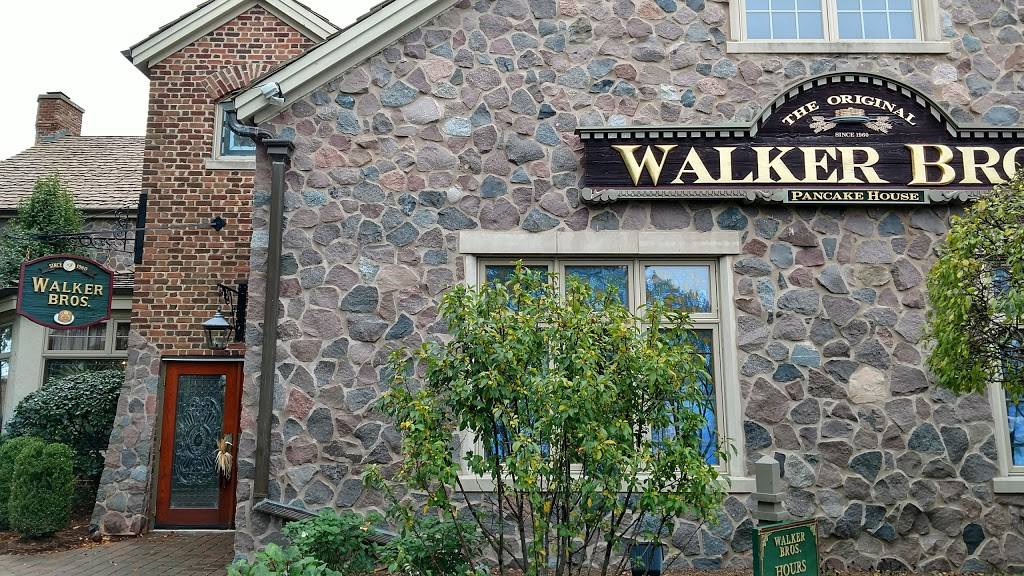Walker Bros. Original Pancake House | bakery | 200 Marriott Dr, Lincolnshire, IL 60069, USA | 8476342220 OR +1 847-634-2220