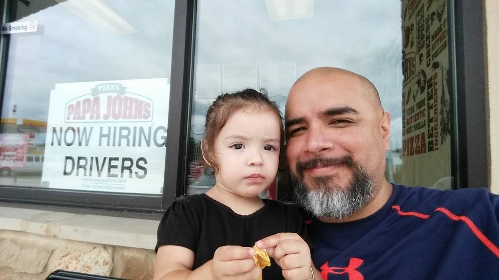 Papa Johns Pizza | restaurant | 7930 Thaxton Rd Ste 400, Austin, TX 78747, USA | 5129757272 OR +1 512-975-7272