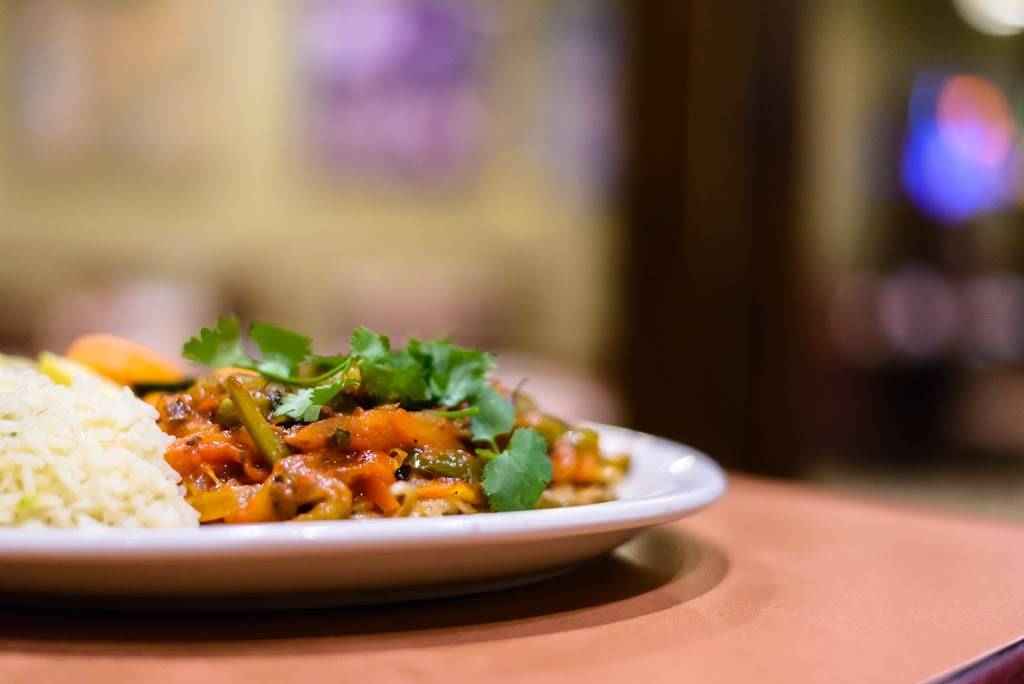 Lisas Mexican Restaurant | night club | 815 Bandera Rd, San Antonio, TX 78228, USA | 2104332531 OR +1 210-433-2531