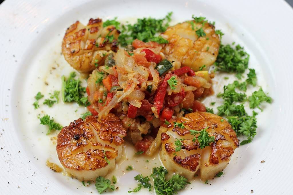 Casa Nostra | restaurant | 2 W Market St, Leesburg, VA 20176, USA | 7037771983 OR +1 703-777-1983