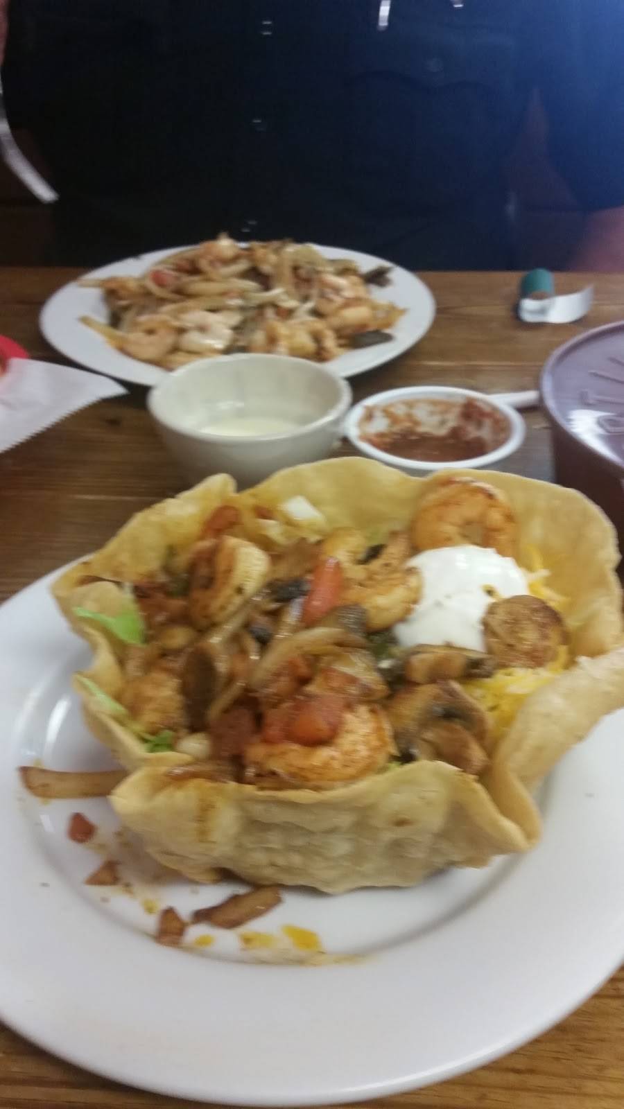 El Taco Regio | restaurant | 321 N Main St, Trenton, FL 32693, USA | 3522105054 OR +1 352-210-5054