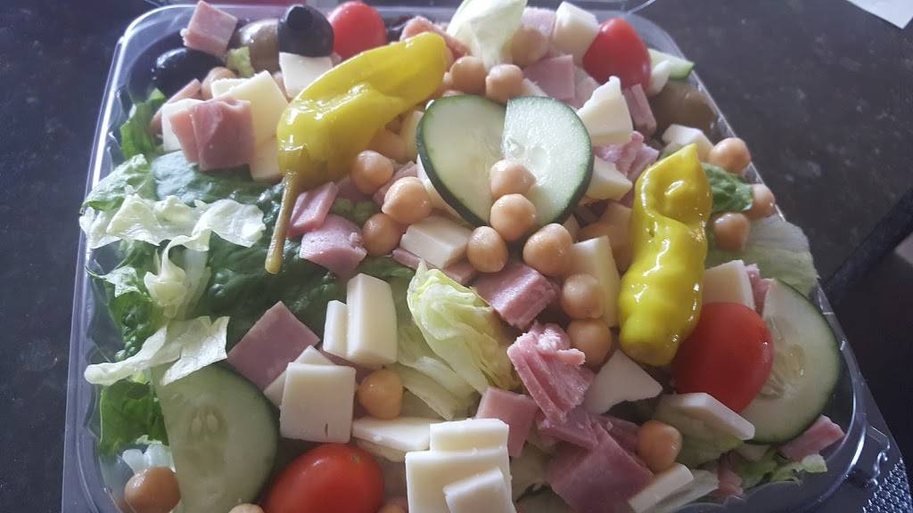 Cloverleaf Pizza | restaurant | 15670 13 Mile Rd, Roseville, MI 48066, USA | 5867710180 OR +1 586-771-0180