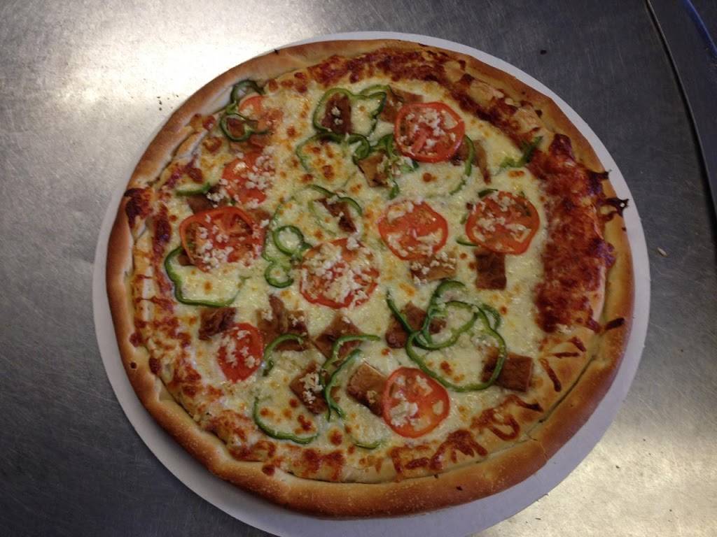 Nicholas Pizza House | restaurant | 88 Water St, Torrington, CT 06790, USA | 8604895990 OR +1 860-489-5990