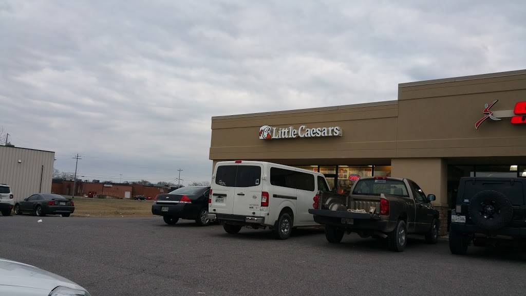 Little Caesars Pizza | meal takeaway | 320 W Reelfoot Ave, Union City, TN 38261, USA | 7318850010 OR +1 731-885-0010