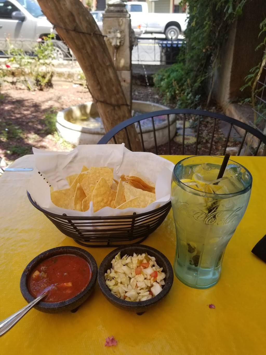 El Jardin Mexican Restaurant | restaurant | 76 N Washington St, Sonora, CA 95370, USA | 2095880770 OR +1 209-588-0770