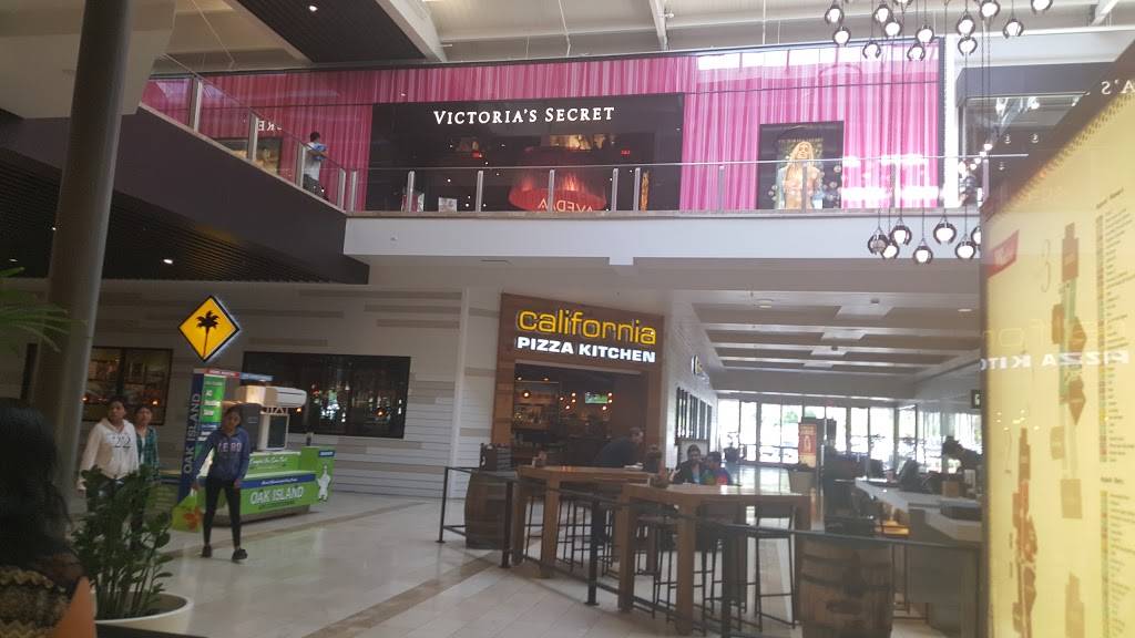 California Pizza Kitchen at Escondido | restaurant | 200 E Via Rancho Pkwy, Escondido, CA 92025, USA | 7605949490 OR +1 760-594-9490