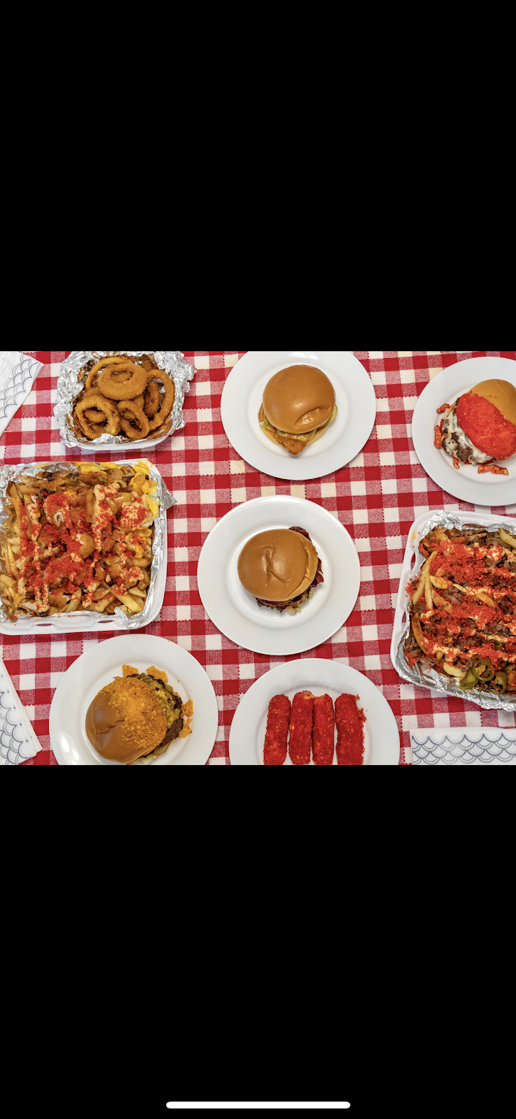 Golden Burgers Food Truck | restaurant | 8800 W Warren Ave, Dearborn, MI 48126, USA | 3136338493 OR +1 313-633-8493