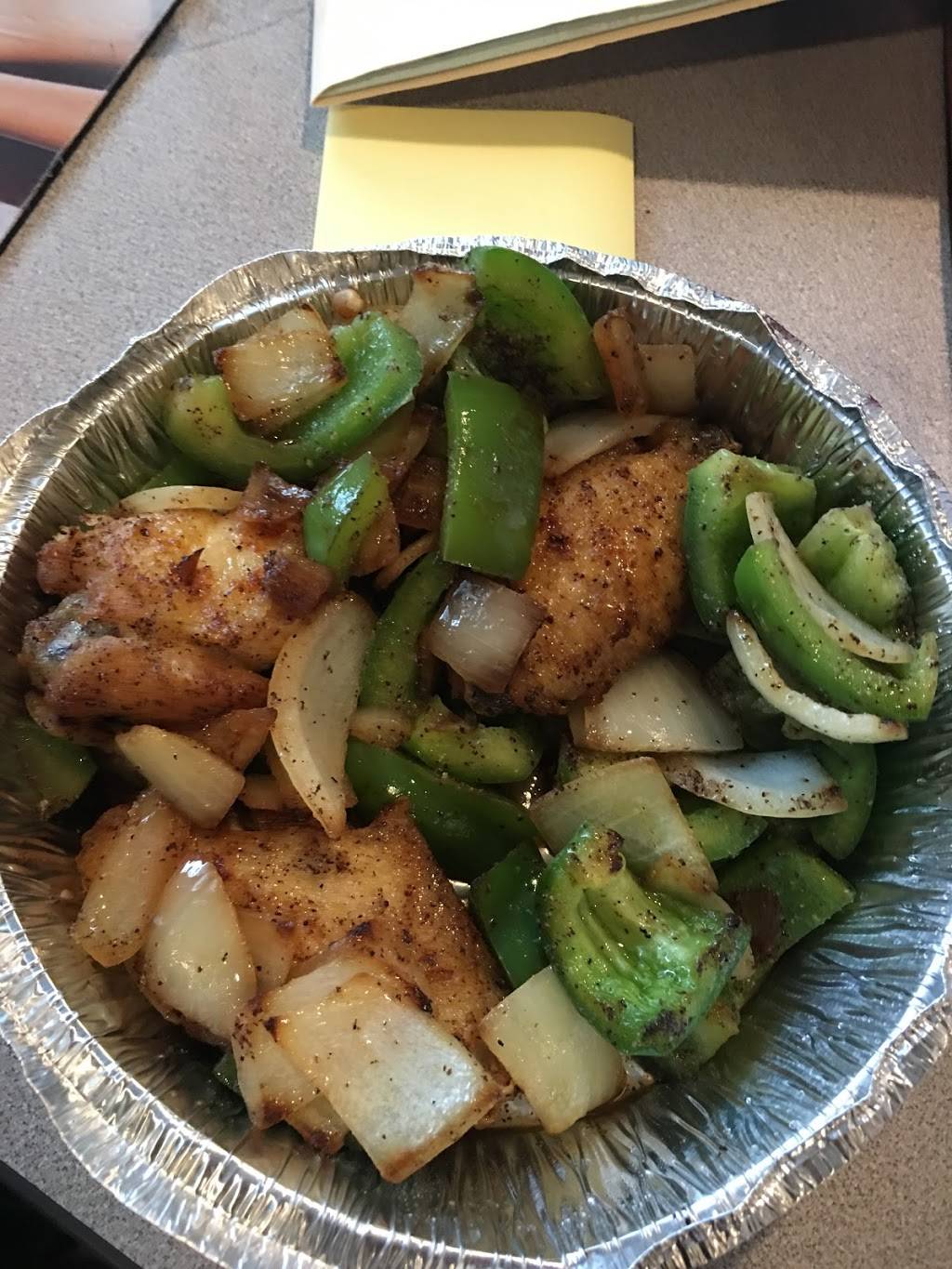 Lyons Cocina de Chinos | restaurant | 7102 Lyons Ave, Houston, TX 77020, USA | 7136729788 OR +1 713-672-9788