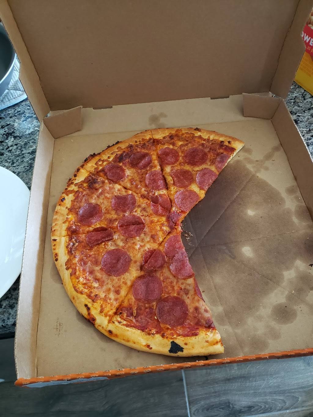 Little Caesars Pizza | meal takeaway | 9136 E Valencia Rd #140, Tucson, AZ 85747, USA | 5205740575 OR +1 520-574-0575