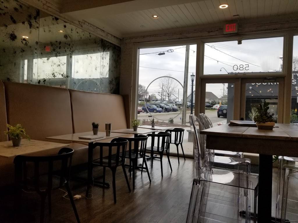 Kuka Juice | restaurant | 580 Perry Ave, Greenville, SC 29611, USA | 8648849037 OR +1 864-884-9037