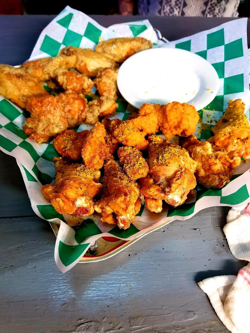 Zombiez Bar & Grill | restaurant | 711 SW 10th Ave, Amarillo, TX 79101, USA | 8063317305 OR +1 806-331-7305