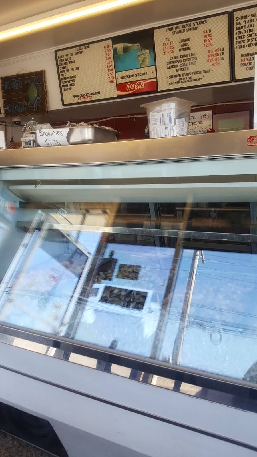 Crab Depot | meal takeaway | 5717 Ritchie Hwy, Brooklyn Park, MD 21225, USA | 4107896722 OR +1 410-789-6722