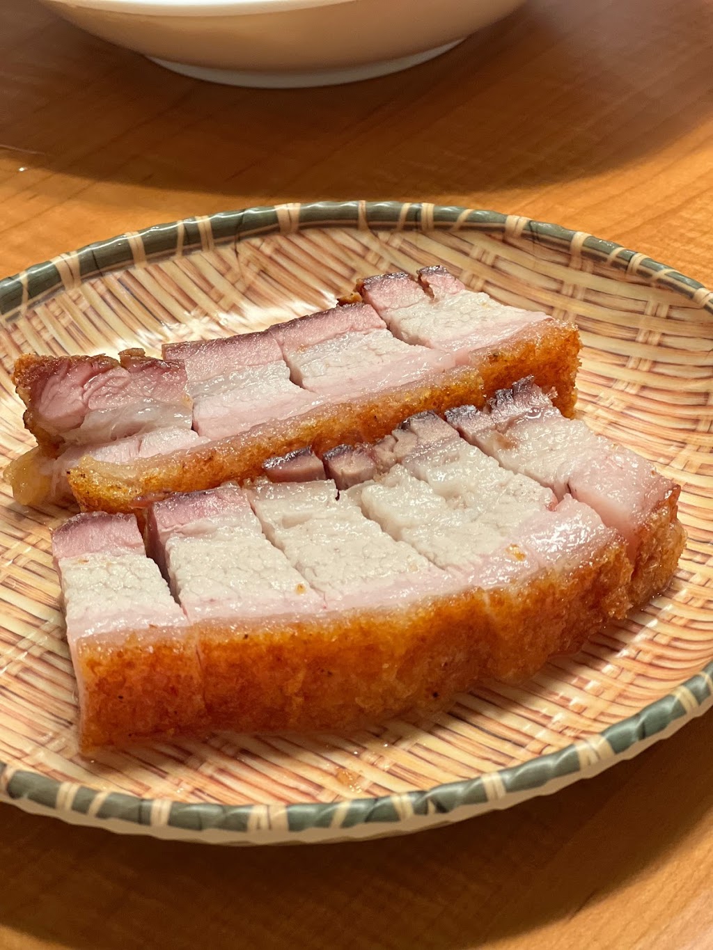 New Great Wall BBQ | restaurant | 2127 S China Pl, Chicago, IL 60616, USA | 3122852890 OR +1 312-285-2890