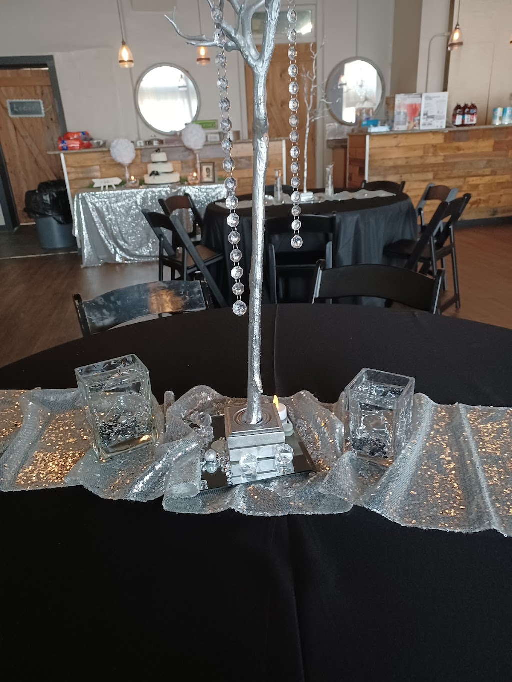 The Box | meal takeaway | 1023 W 7th St, Little Rock, AR 72201, USA | 5013728735 OR +1 501-372-8735