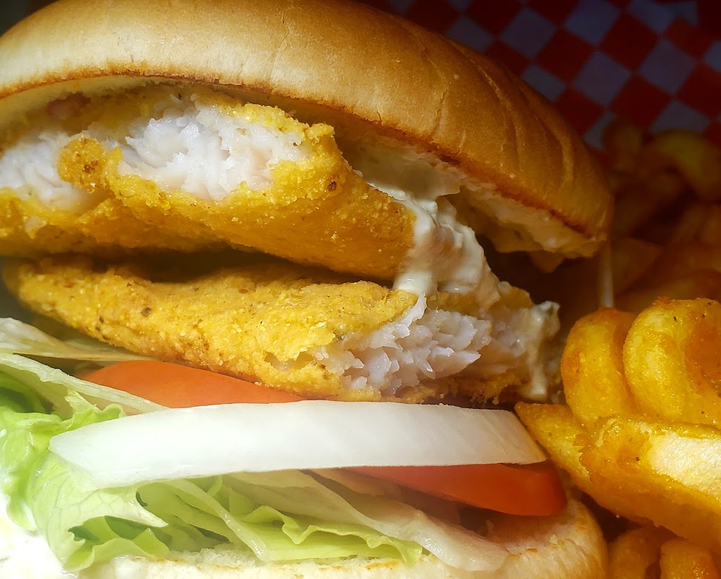 Dolphins Restaurant & Grill | restaurant | 401 37th St, Snyder, TX 79549, USA | 3255738139 OR +1 325-573-8139