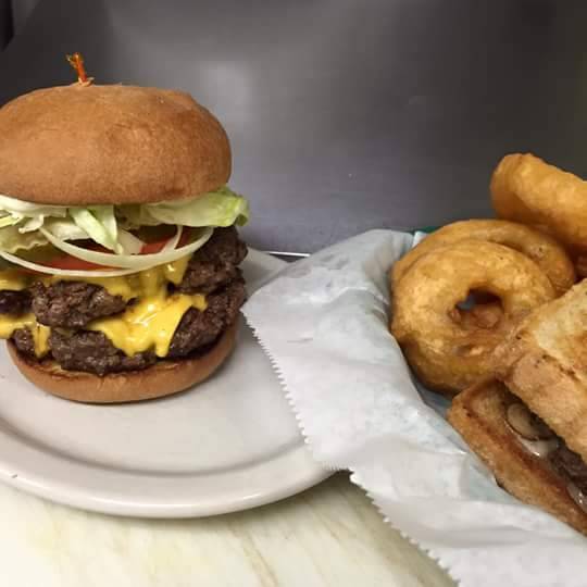 MaMas Kitchen | restaurant | 2556 Tremainsville Rd, Toledo, OH 43613, USA | 4197251560 OR +1 419-725-1560