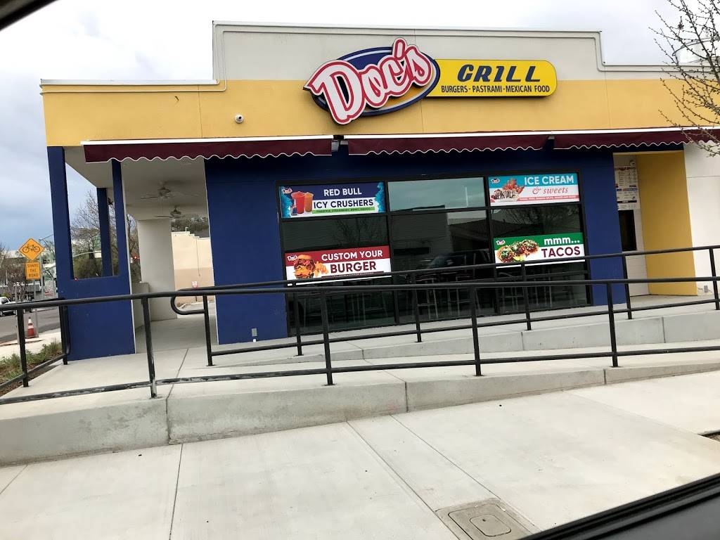 Doc’s Grill | restaurant | 105 N Willis St, Visalia, CA 93291, USA | 5598028725 OR +1 559-802-8725