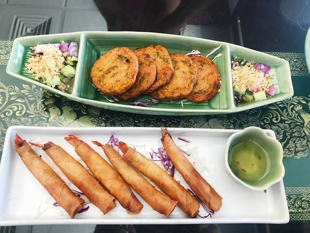Bua Traditional Thai Cuisine | restaurant | 950 S Abilene St, Aurora, CO 80012, USA | 7202629923 OR +1 720-262-9923