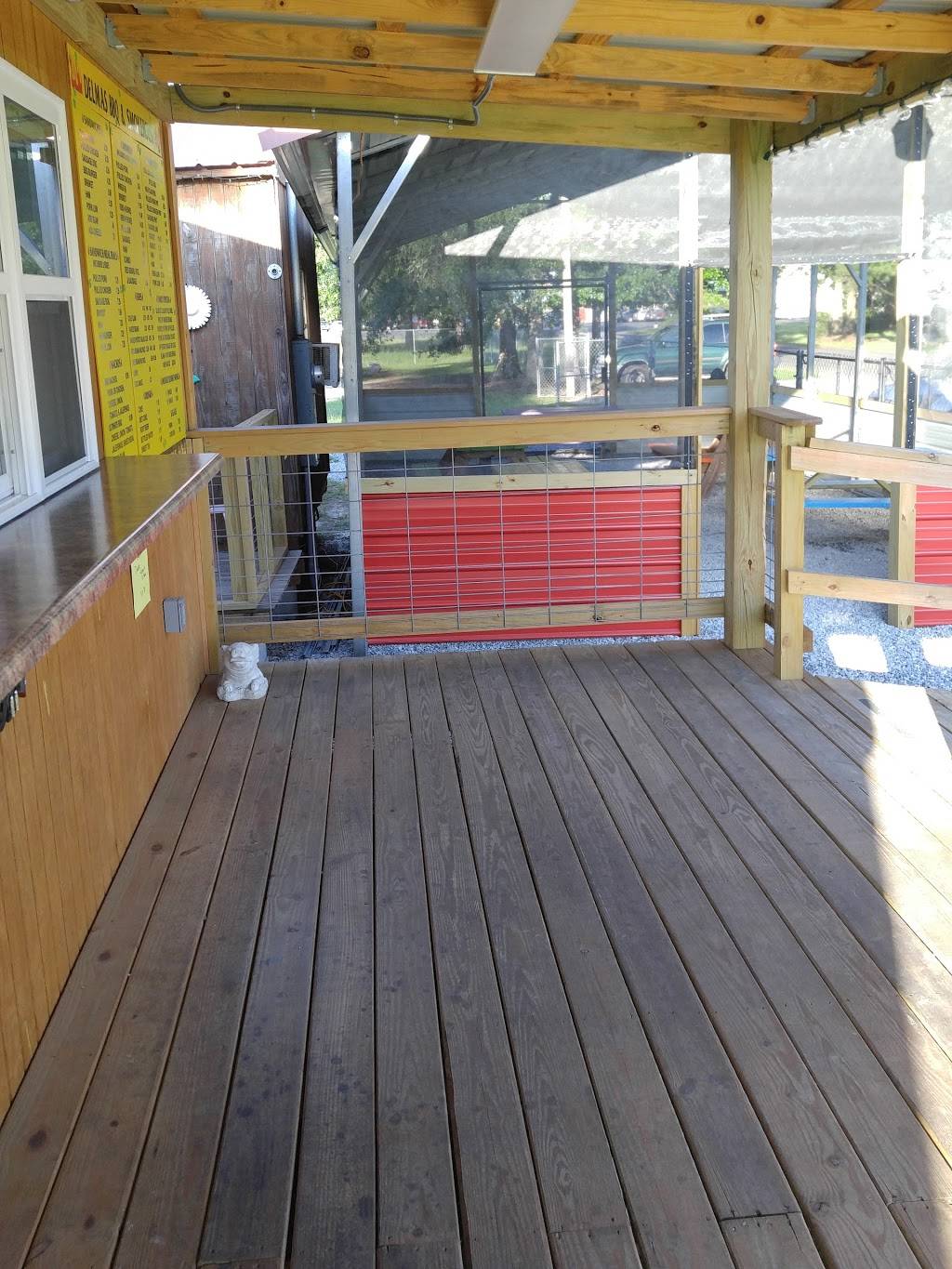 Delmas BBQ & Smokehouse | restaurant | 21216 MS-613, Moss Point, MS 39562, USA | 2285886600 OR +1 228-588-6600