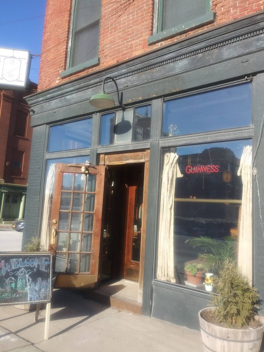 Gerbers 1933 Tavern | restaurant | 16 Liberty St, Utica, NY 13502, USA | 3155344835 OR +1 315-534-4835