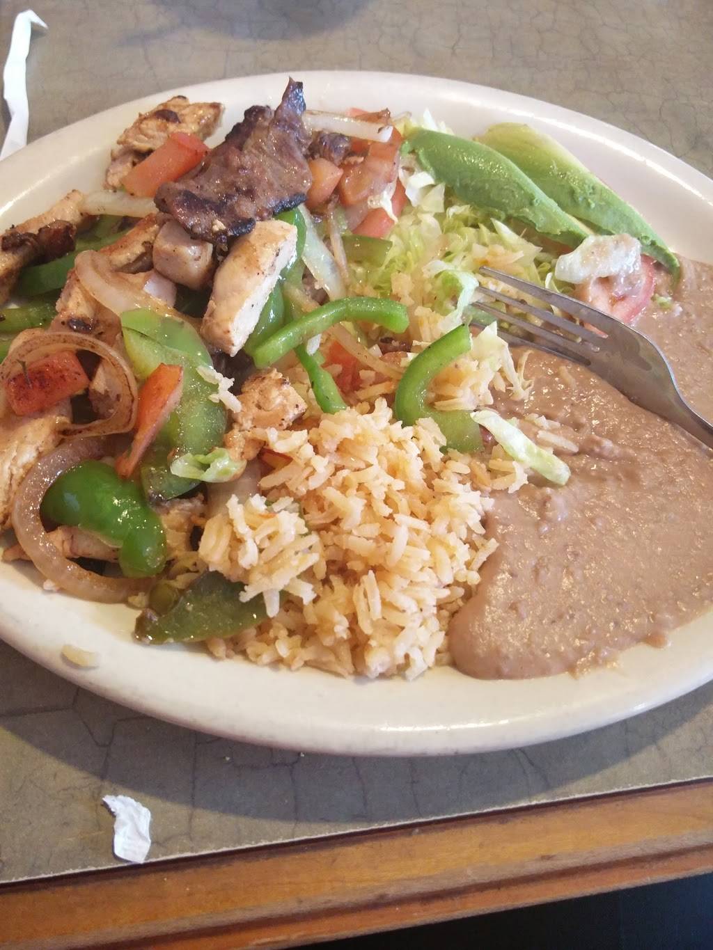 Casa Vallarta | restaurant | 6002 Burleson Rd, Austin, TX 78744, USA | 5123261213 OR +1 512-326-1213