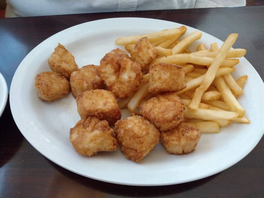 Red Wing Diner Inc | restaurant | 2235 Providence Hwy, Walpole, MA 02081, USA | 5086680453 OR +1 508-668-0453