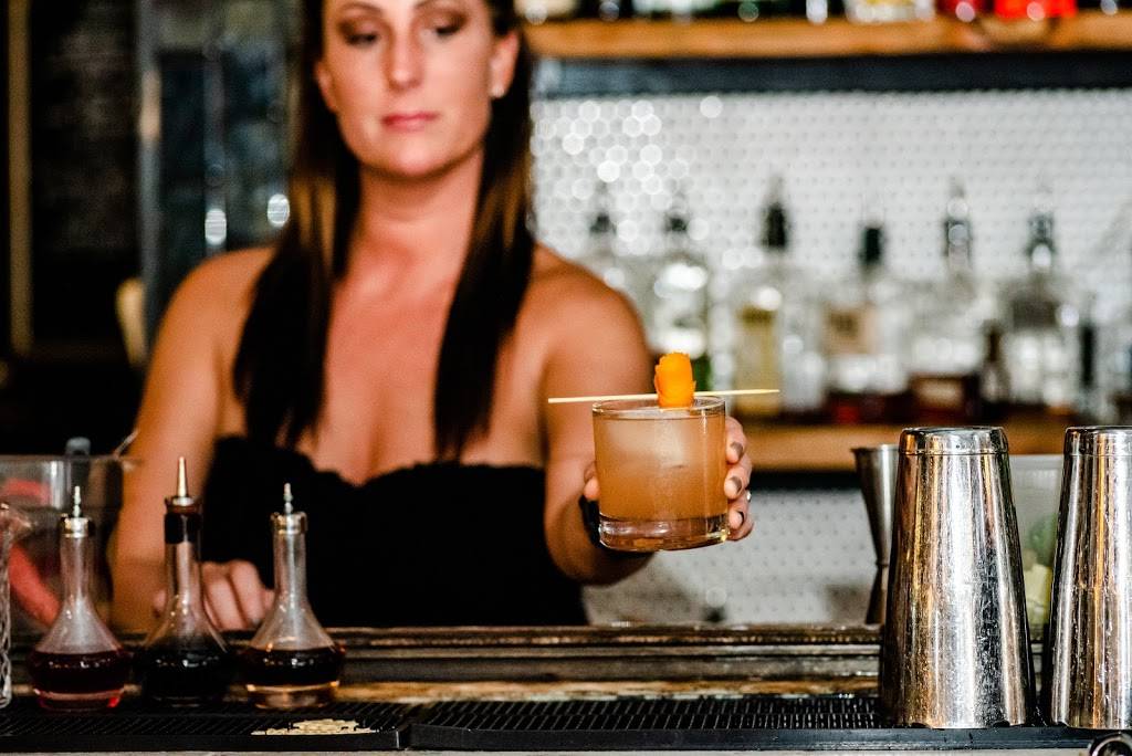 Silly Goose | night club | 100 Peabody Pl Suite 190, Memphis, TN 38103, USA | 9014356915 OR +1 901-435-6915