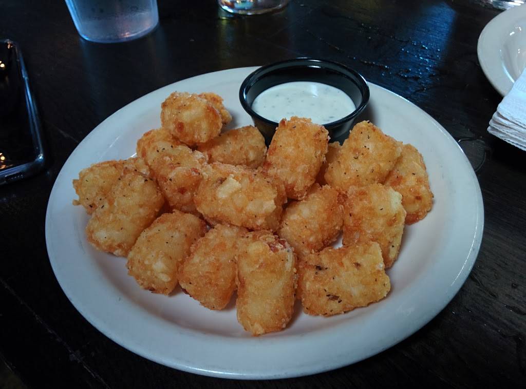 Bar 33 Brooklyn | restaurant | 4729 SE Milwaukie Ave, Portland, OR 97202, USA | 5037194344 OR +1 503-719-4344