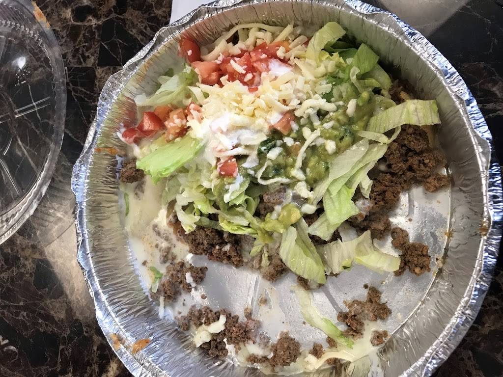 Mi Pueblo Real | restaurant | 3110 Division St, Burlington, IA 52601, USA | 3197528458 OR +1 319-752-8458