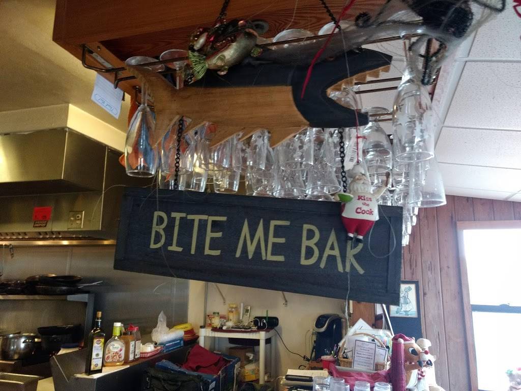 Over the Waterfront | restaurant | 4470 Escondido Ln, Captiva, FL 33924, USA | 2394724762 OR +1 239-472-4762