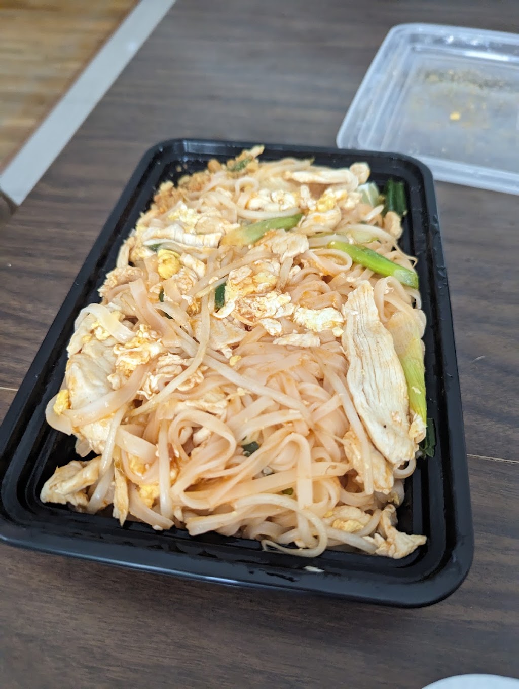 W Thai Chef | restaurant | 237 W 200 N, Kaysville, UT 84037, USA | 8015446599 OR +1 801-544-6599