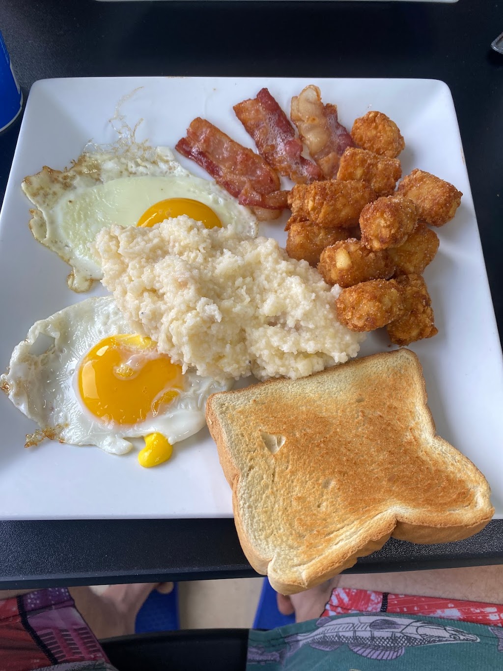 Stephs diner | restaurant | 2210 Old Williamsburg Rd Suite A, Yorktown, VA 23690, USA | 7578883261 OR +1 757-888-3261