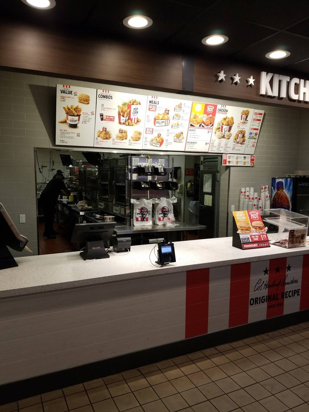 KFC | restaurant | 197 Madison Square Dr, Madisonville, KY 42431, USA | 2708216644 OR +1 270-821-6644
