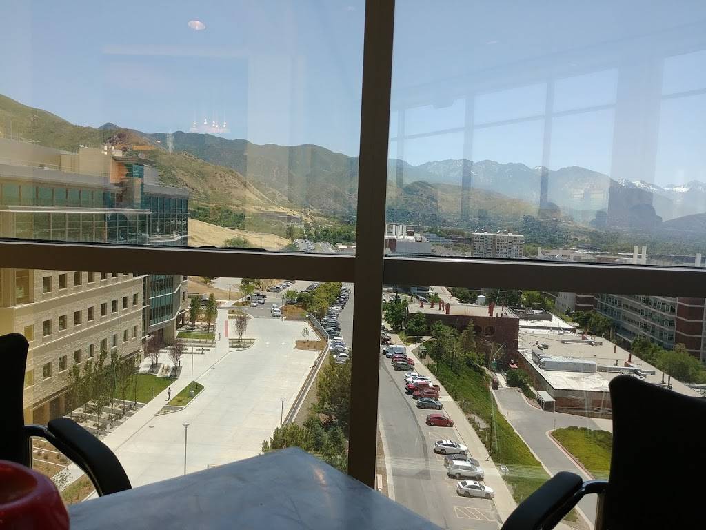 The Point Restaurant | restaurant | 2000 Cir of Hope Dr, Salt Lake City, UT 84112, USA | 8015850616 OR +1 801-585-0616