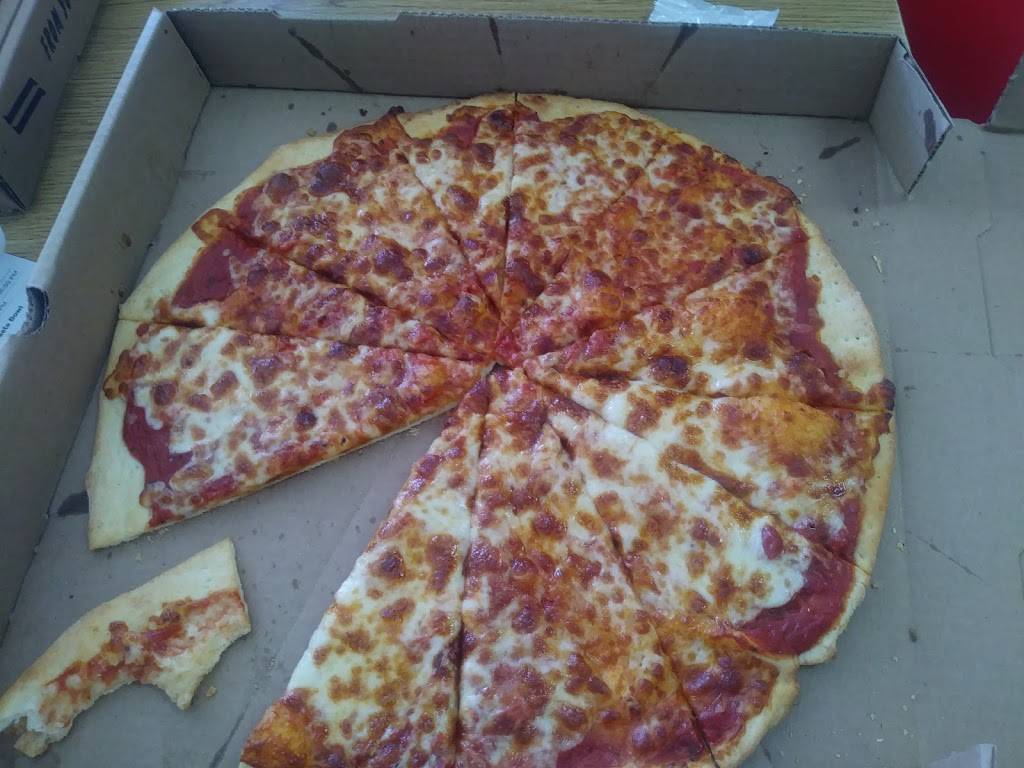 Hornets Nest Pizza | meal takeaway | 20624 MS-63, Moss Point, MS 39562, USA | 2285883555 OR +1 228-588-3555