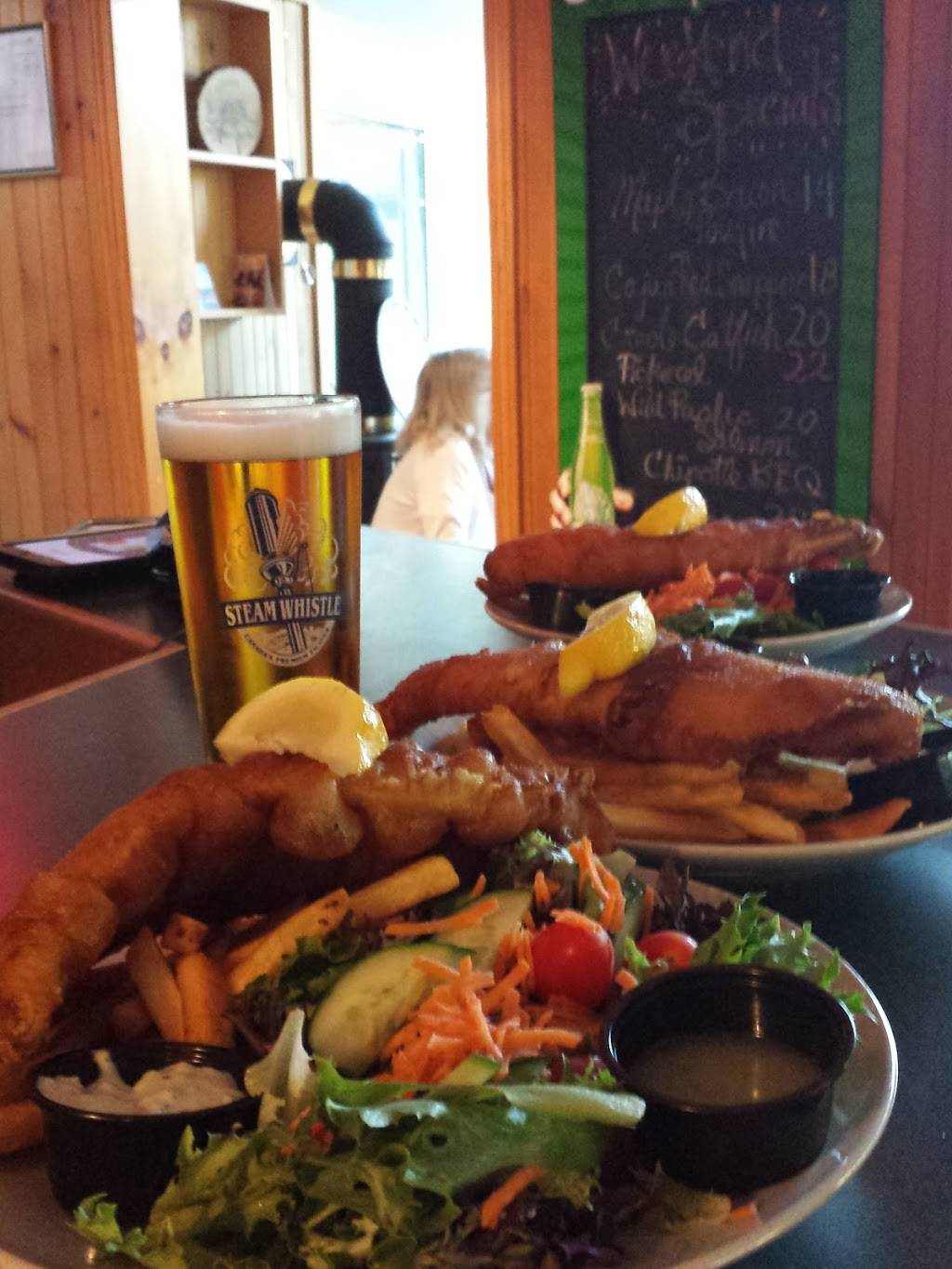 Marleys Bar and Grill Seasonal Restaurant | restaurant | 17 Fire Rte 82B, Buckhorn, ON K0L 1J0, Canada | 7058682545 OR +1 705-868-2545