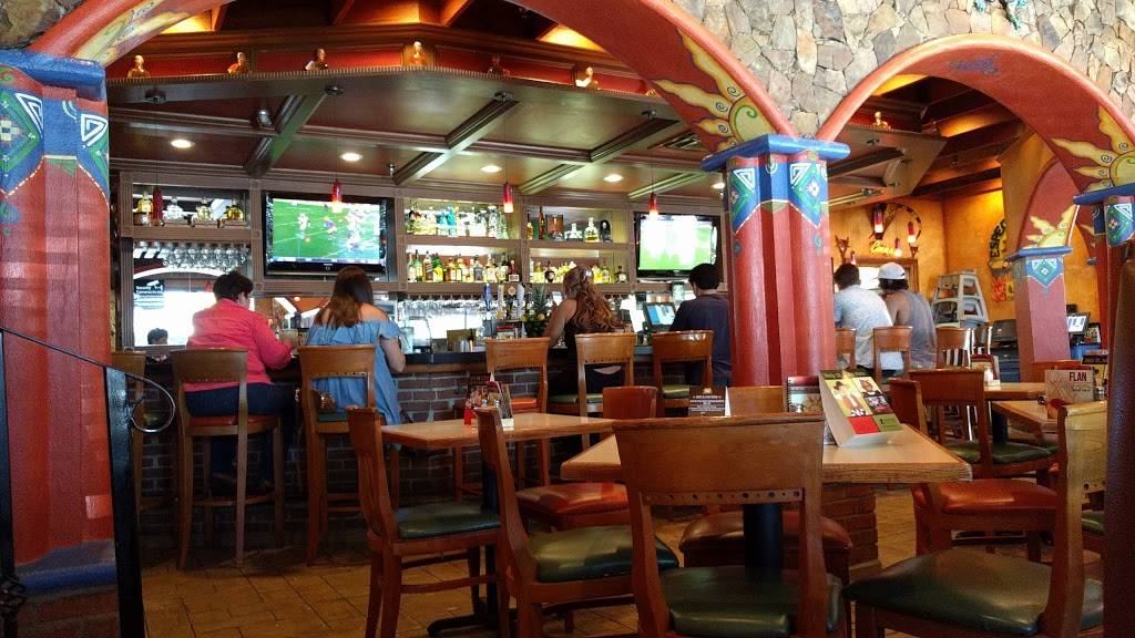 La Parrilla Mexican Restaurant | restaurant | 865 N Main St, Alpharetta, GA 30009, USA | 6783393888 OR +1 678-339-3888