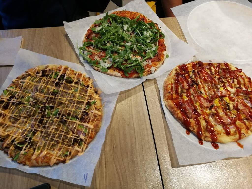 PizzBox La Boîte à Pizza St-Élie-RockForest | restaurant | 4700 Boul de Portland Suite 300, Sherbrooke, QC J1L 0H6, Canada | 8198200125 OR +1 819-820-0125