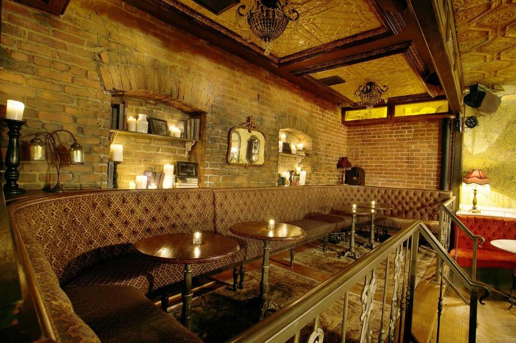 Pour Vous | restaurant | 5574 Melrose Ave, Los Angeles, CA 90038, USA | 3238718699 OR +1 323-871-8699