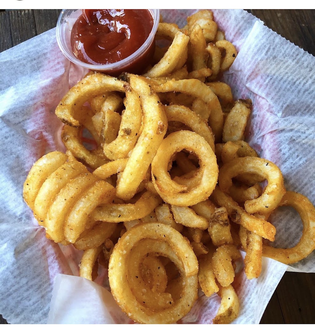 Blazin Cajin Chicken and Fish Food Truck | restaurant | 401 Marin St, Vallejo, CA 94590, USA | 7076554499 OR +1 707-655-4499