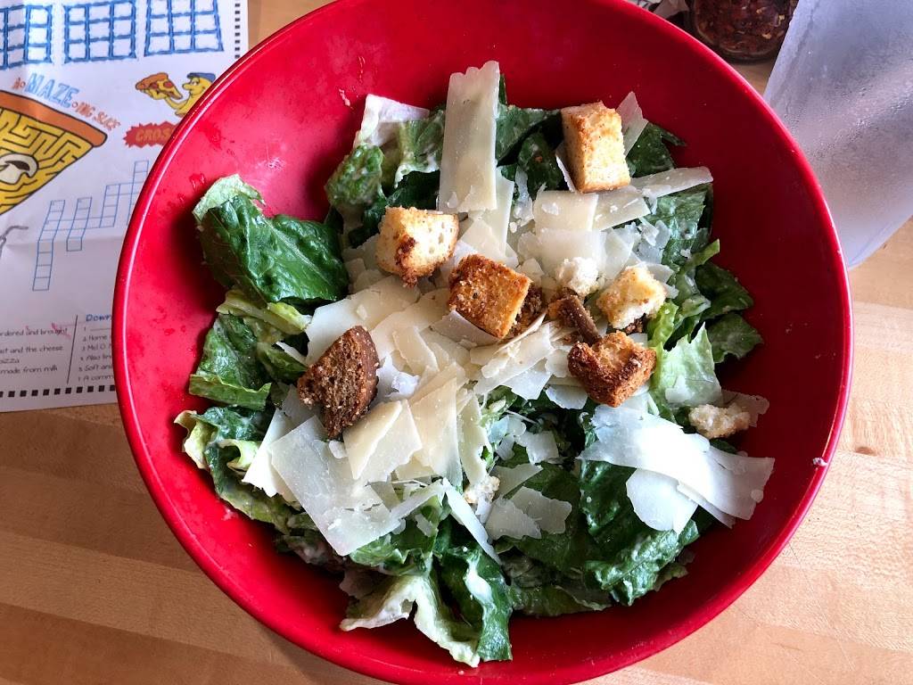 Mellow Mushroom | meal takeaway | 2015 Aloma Ave, Winter Park, FL 32792, USA | 4076577755 OR +1 407-657-7755