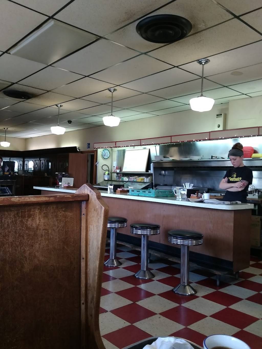 Fiddles Restaurant | restaurant | 101 Bridge St, Brownsville, PA 15417, USA | 7247852020 OR +1 724-785-2020