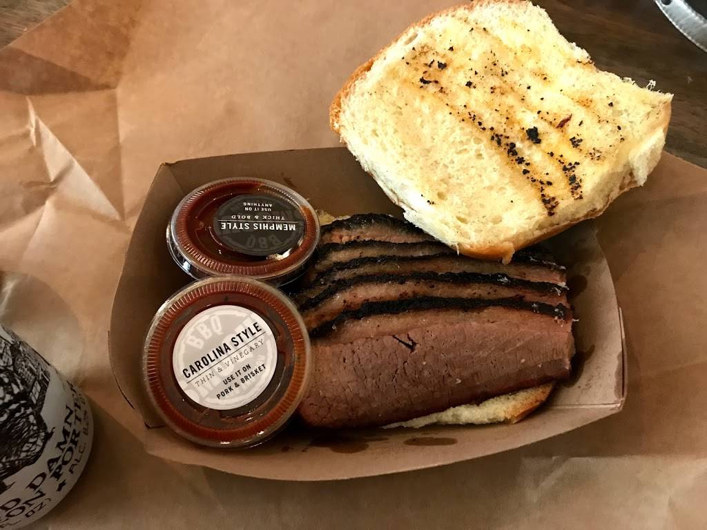 Smoque BBQ - Revival Food Hall | restaurant | 125 S Clark St, Chicago, IL 60603, USA | 7737706232 OR +1 773-770-6232