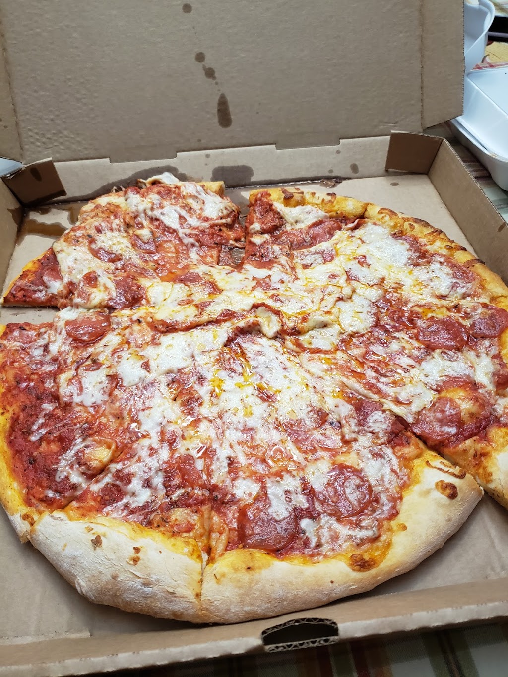 Gusto pizza | restaurant | 4692 E Lee Hwy, Max Meadows, VA 24360, USA | 2768008006 OR +1 276-800-8006